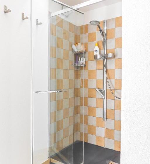 تختخواب و صبحانه Relais Des Roches