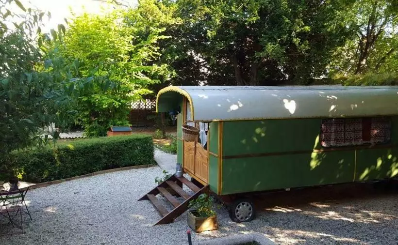 Aamiaismajoitus (B&B) Roulotte Mariposa