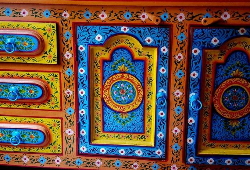 ベッドアンドブレックファースト Roulotte Mariposa