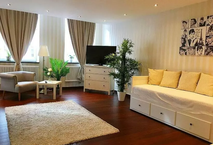 Aparthotel C Est La Vie