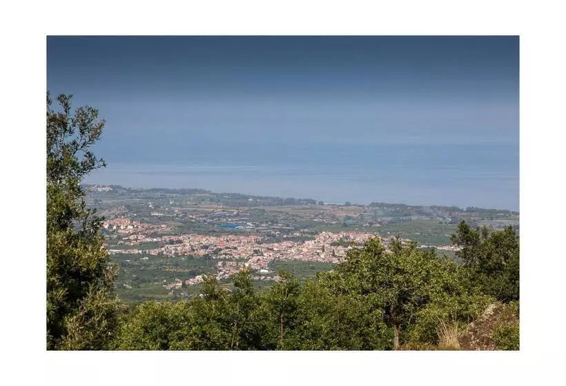 هتل Ecoagriturismo Notti Stellate Etna Mare