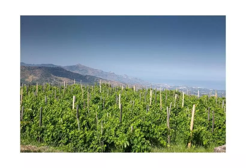 هتل Ecoagriturismo Notti Stellate Etna Mare