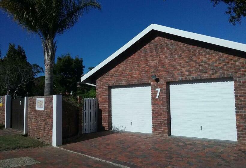 Пансион Plettenberg Bay 7 Bunker Avenue