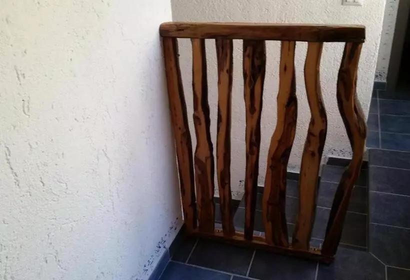 ペンション S Apposentu Teuladesu Affittacamere Del Ristorante Da Stefano