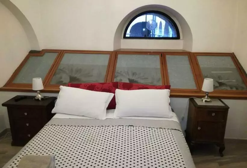 Majatalo Sweet Sweet Home