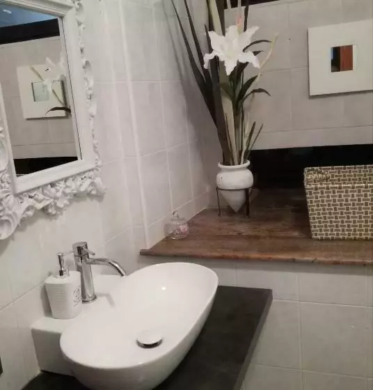 Majatalo Sweet Sweet Home