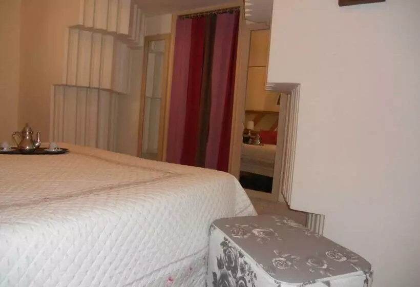 Majatalo Sweet Sweet Home