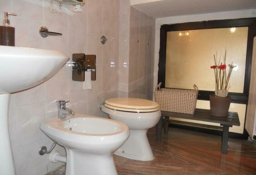 פנסיון Sweet Sweet Home