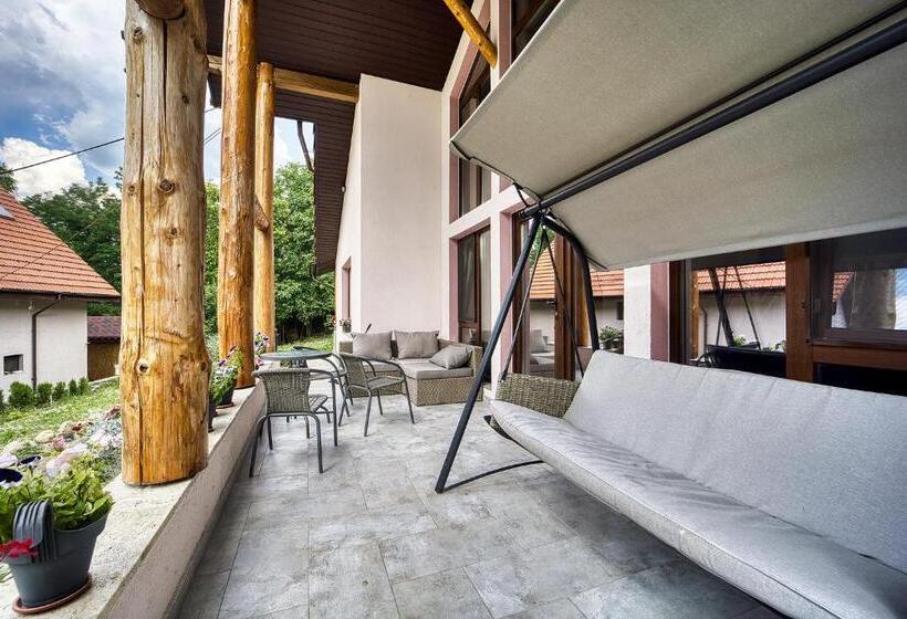 Pensiunea Agroturistica Diana