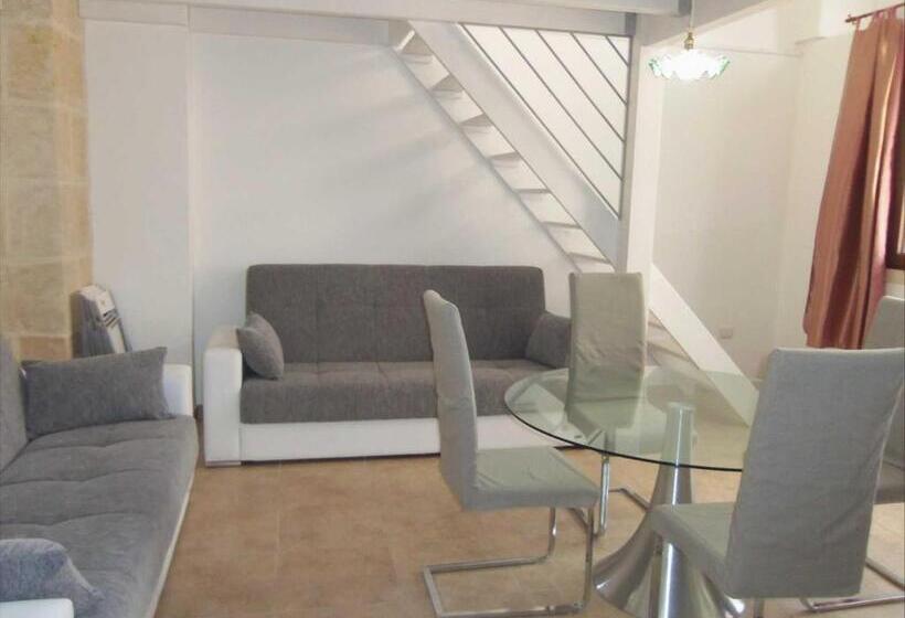 Nocleg ze śniadaniem Calì Nitta Storic