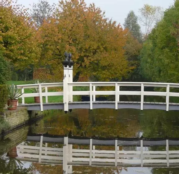 Aamiaismajoitus (B&B) Landgoedlogies Pábema