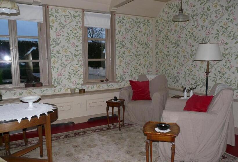 Bed and Breakfast Landgoedlogies Pábema