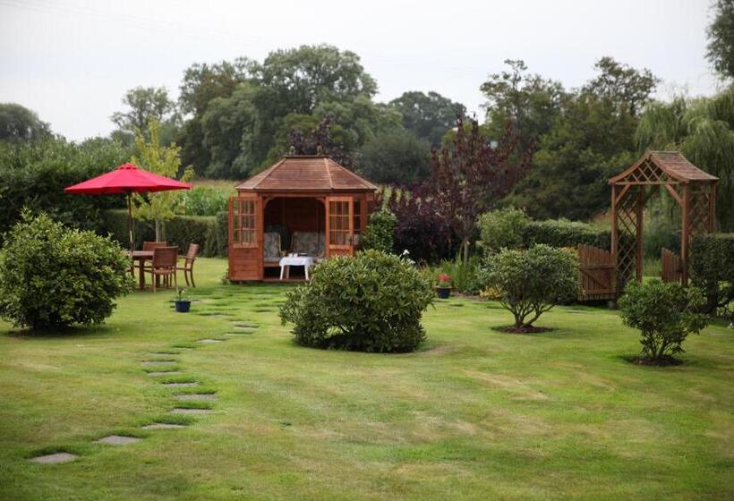 Bed and Breakfast Weir Mill Farm