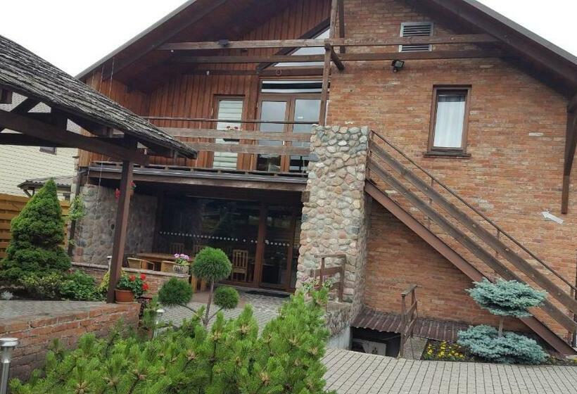 پانسیون Akmenine Kerpe