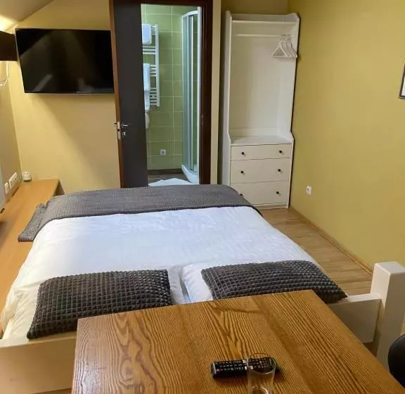 Pension Akmenine Kerpe