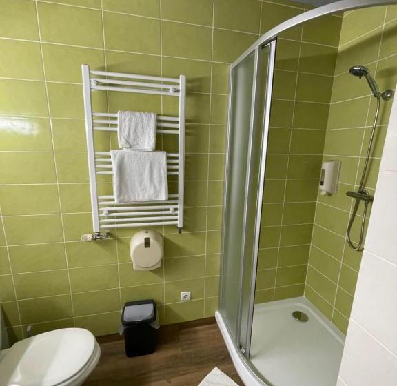 پانسیون Akmenine Kerpe