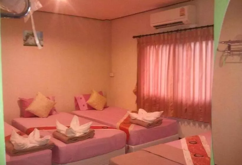 ペンション Baan Klong House