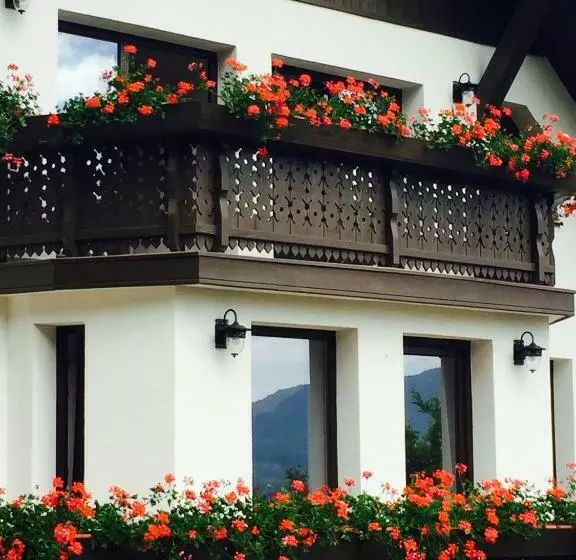 Pensiunea Drumul Plutasilor