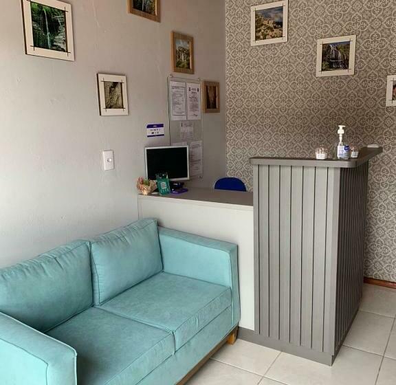 پانسیون Pousada Angela