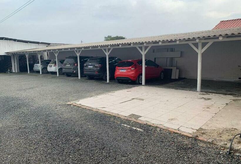 پانسیون Pousada Angela