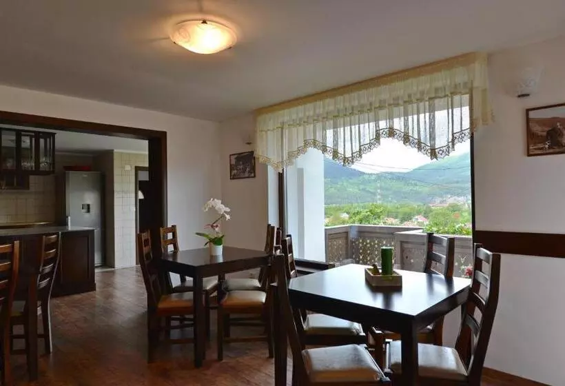 Pensiunea Drumul Plutasilor