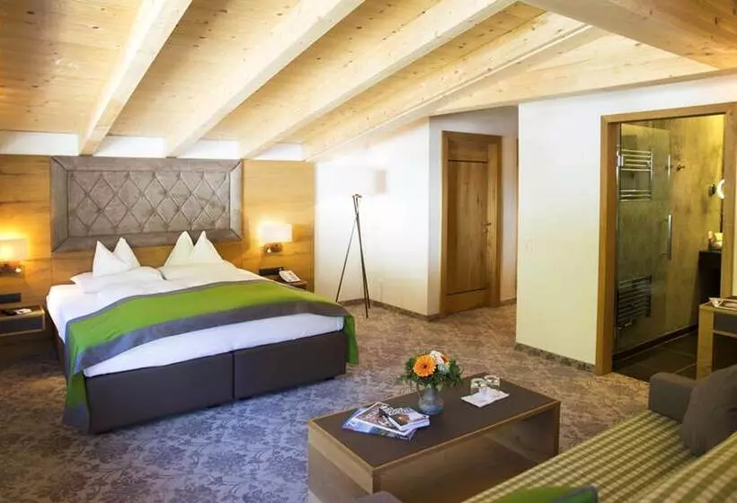 Brugger S Genießerhotel Lanersbacherhof