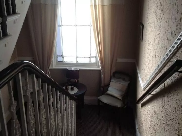 בית מלון כפרי Balmoral Lodge