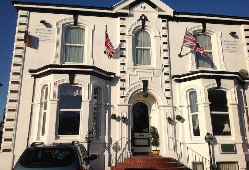 فندق Balmoral Lodge