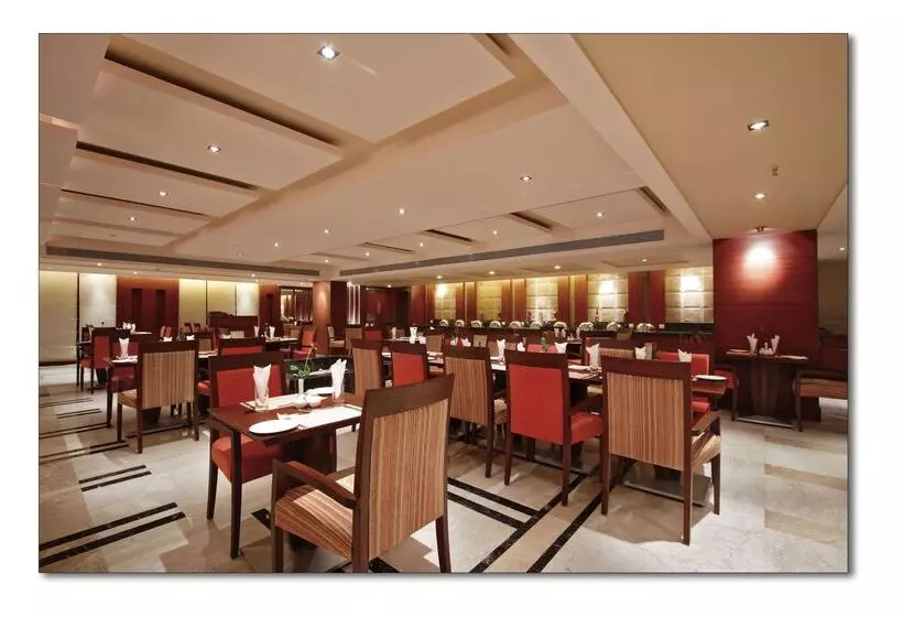 ホテル Best Western Plus Indore