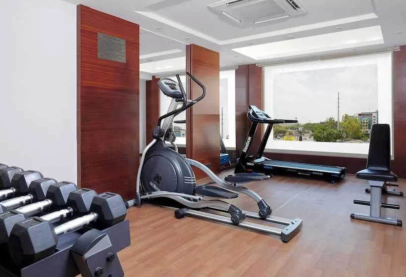 ホテル Best Western Plus Indore