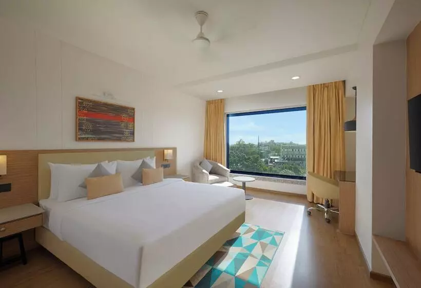 ホテル Best Western Plus Indore