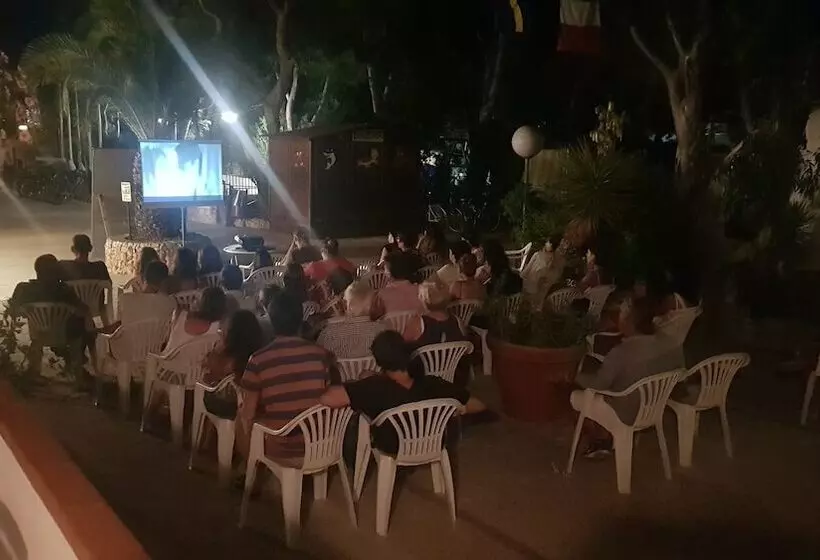 Otel Camping Villaggio Egad