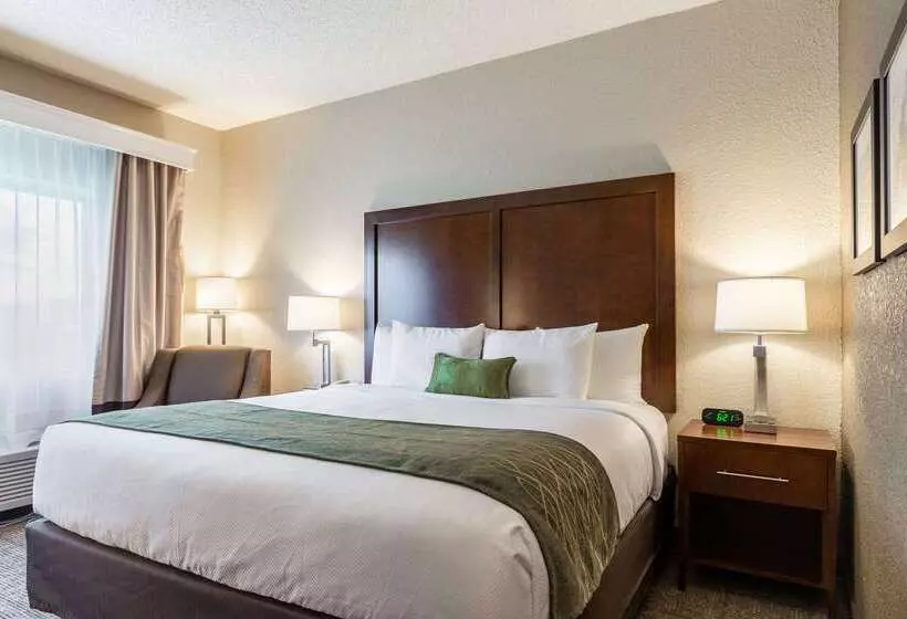 호텔 Comfort Inn South Tulsa   Woodland Hills