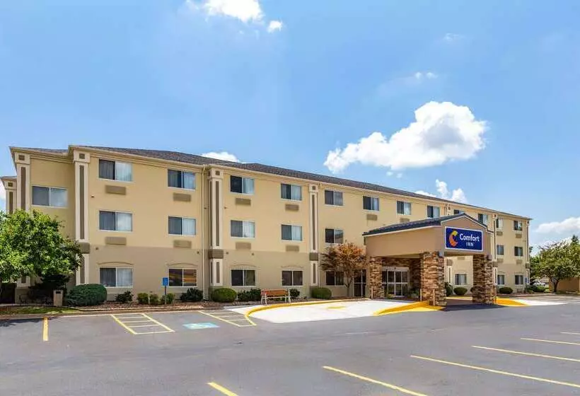 호텔 Comfort Inn South Tulsa   Woodland Hills