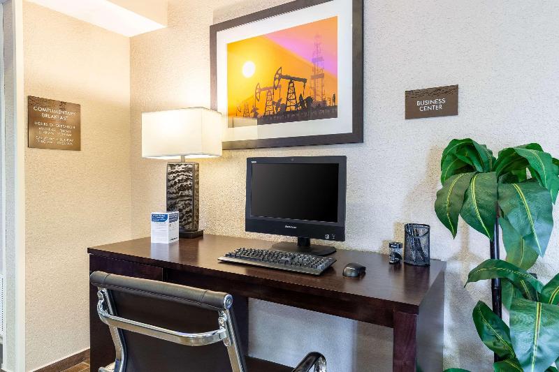 Отель Comfort Inn South Tulsa   Woodland Hills