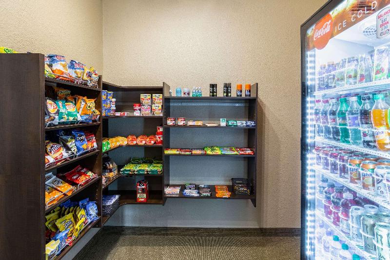 Отель Comfort Inn South Tulsa   Woodland Hills