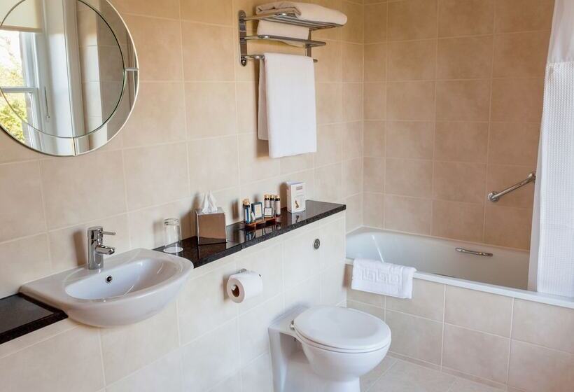 فندق Farington Lodge