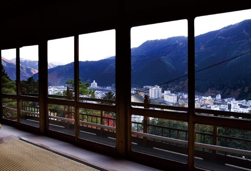 בית מלון כפרי Yunoshimakan