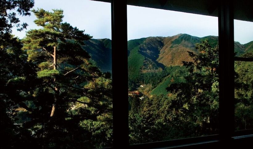 בית מלון כפרי Yunoshimakan