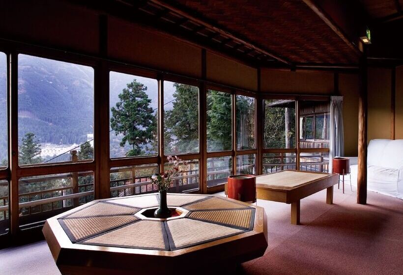 בית מלון כפרי Yunoshimakan