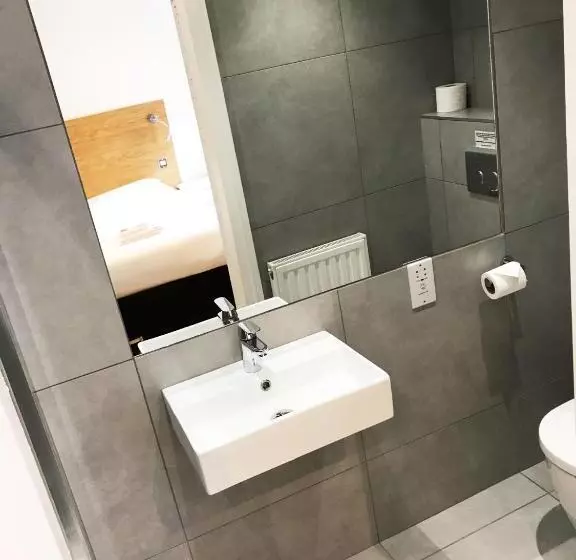 ホテル Gidea Park