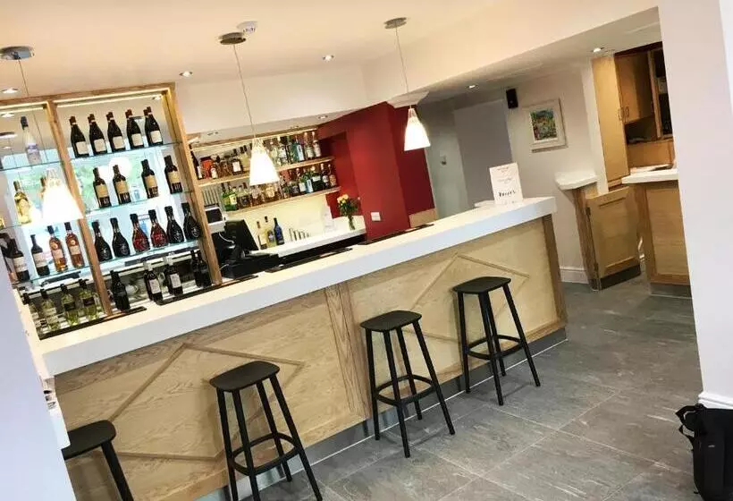 ホテル Gidea Park