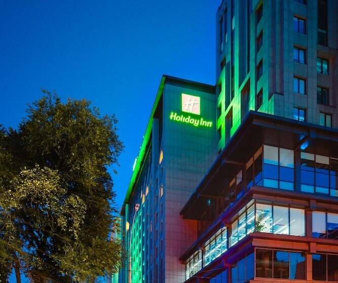 هتل Holiday Inn Kyiv By Ihg