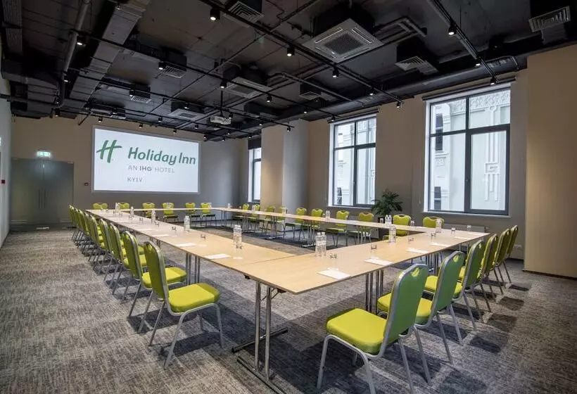 هتل Holiday Inn Kyiv By Ihg