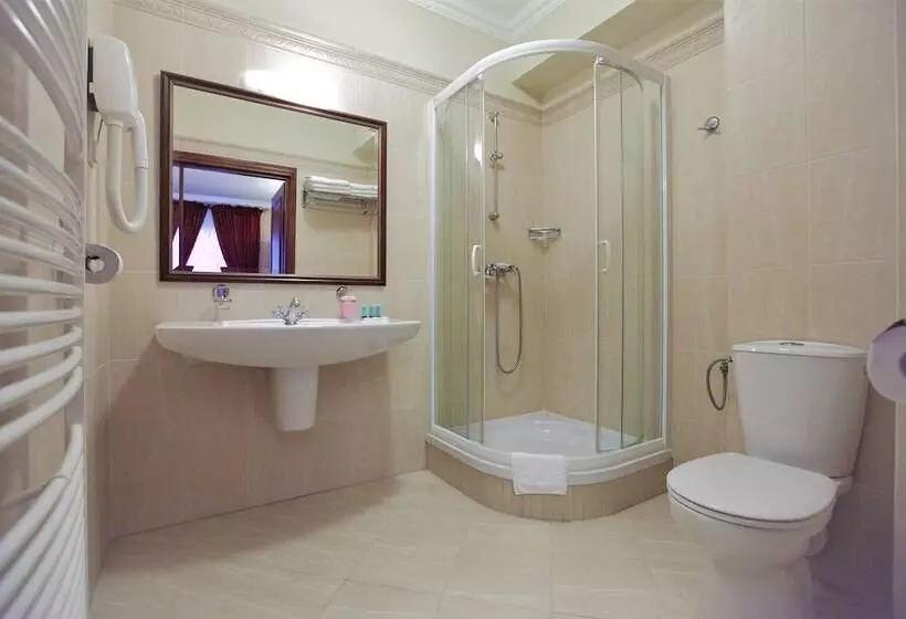 Hotel Sarmata Zespół Dworski