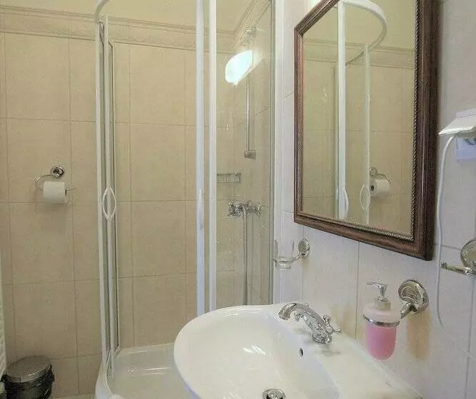 Hotel Sarmata Zespół Dworski