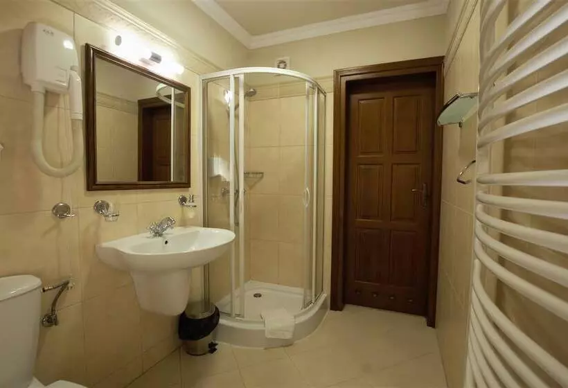 Hotel Sarmata Zespół Dworski