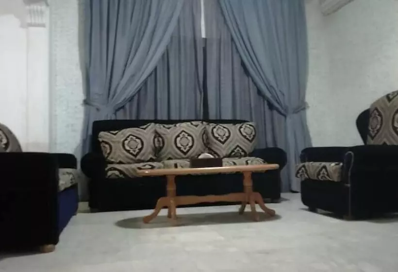هتل The Diplomat Suite