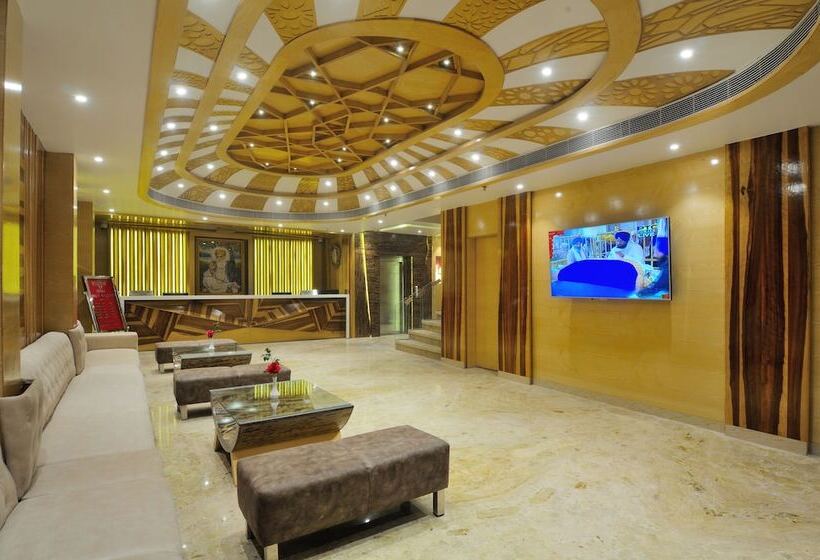 호텔 The Gold Regency