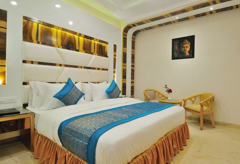 호텔 The Gold Regency